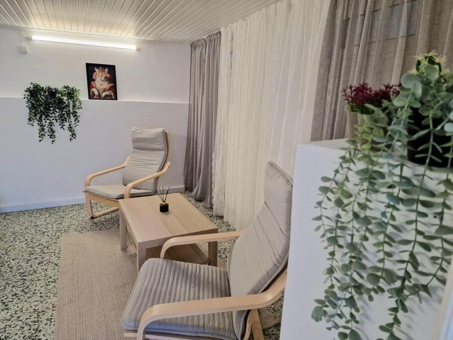 Elmy Houses V4 / Thalia ราฟีนา ภายนอก รูปภาพ