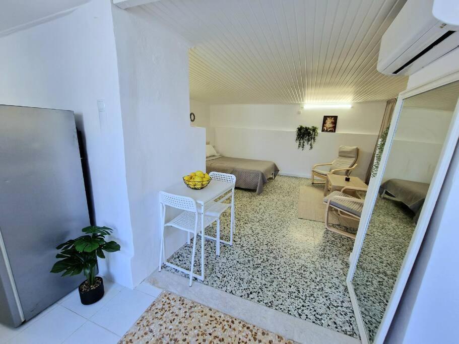 Elmy Houses V4 / Thalia ราฟีนา ภายนอก รูปภาพ