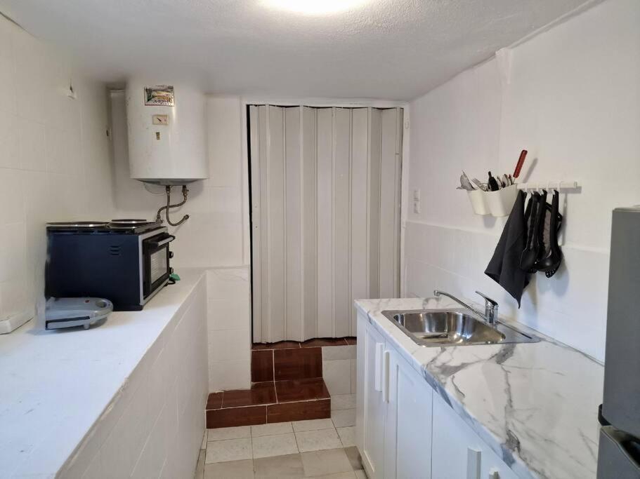 Elmy Houses V4 / Thalia ราฟีนา ภายนอก รูปภาพ